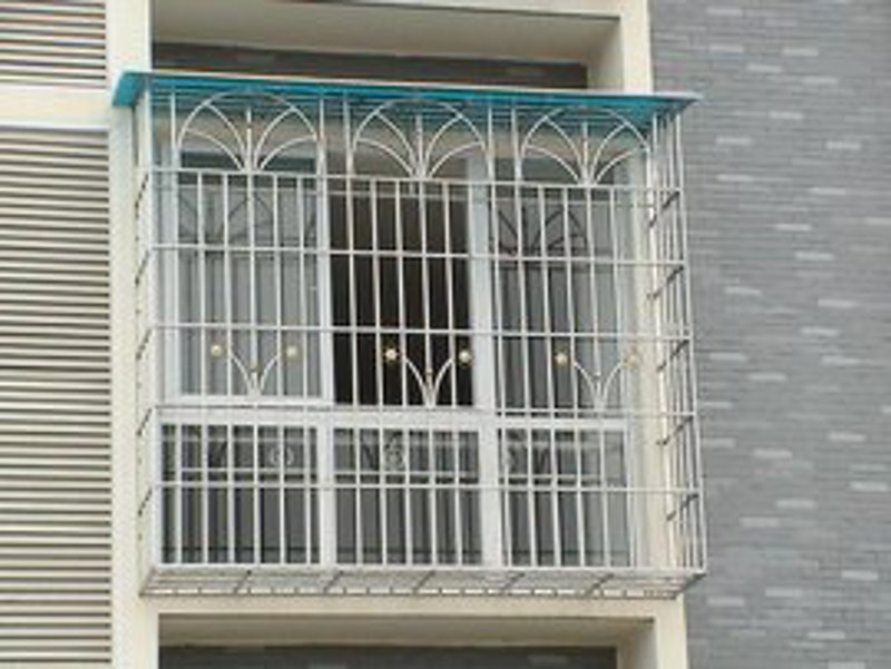 断桥铝门窗：新型节能建材引领建筑新风尚